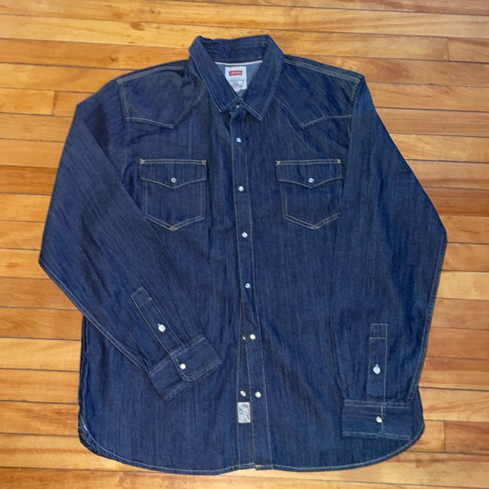 EUC🌟Levi’s Denim Western Modern Shirt Sz. XXL